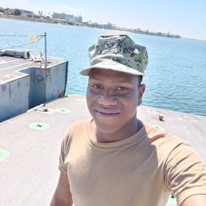 Meet your Posher, Casey